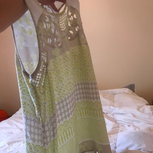 Japna Silky sleevless blouse - Picture 2 of 4